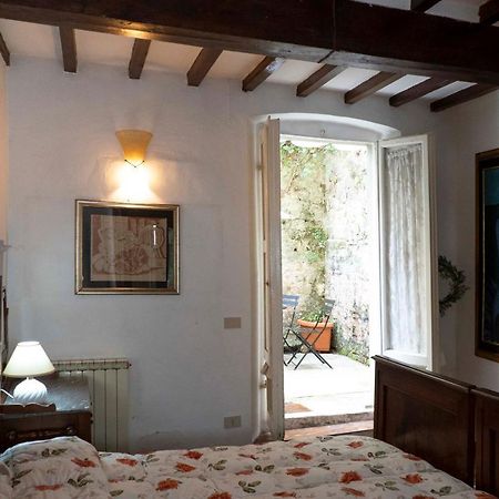 Апартаменты The Pitti Courtyard Флоренция Экстерьер фото